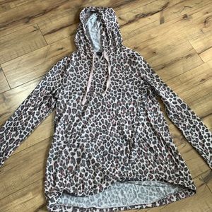 ✨Host Pick✨George maternity leopard nursing hoodie small